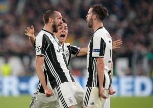 Juventus imbattibile allo Stadium: secco 3-0 al Barcellona dei fenomeni