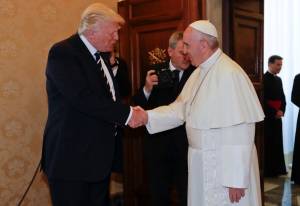 Vaticano, Donald Trump incontra Papa Francesco