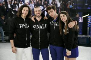 Altro che "Amici", la finale è ad alta tensione