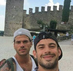 L'ex fidanzato di Claudio Sona rincara la dose: "Ho messaggi, mail e le immagini delle telecamere"