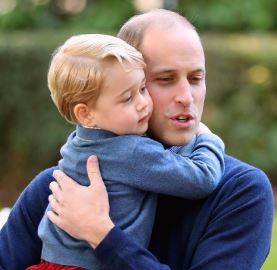 William insieme a George per la festa del papà: "Ma dov'è Charlotte?"