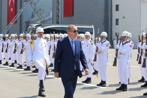 Il Reis vuole controllare il mare: "La Turchia avrà una portaerei"
