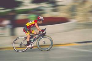 La folle corsa del doping: arresti tra i ciclisti dilettanti