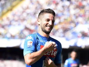 Serie A, il Napoli gioca a tennis con il Benevento. Pari Toro-Samp