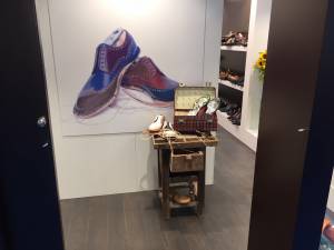 Moda, scarpe italiane in vetrina a Monaco di Baviera