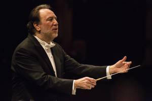 Il sinfonismo di Chailly conquista Londra con pagine di Rossini, Grieg e Caikovskij