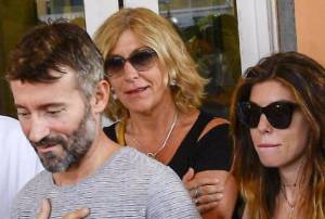 Bianca Atzei punge Max Biaggi "I cani ti danno più delle persone"