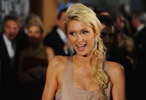 Paris Hilton: anello di fidanzamento da 2 milioni di dollari