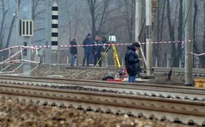 "I binari rattoppati col legno". E il treno è stato sbalzato via 