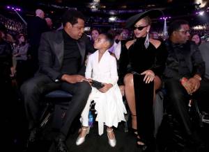 Beyoncé ai Grammy 2018, le immagini