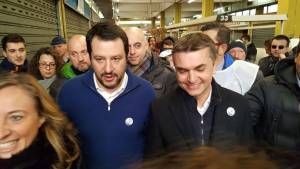 Genova, la denuncia della Lega: "Centri sociali aggrediscono i nostri militanti"