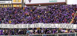 L'omaggio della Fiorentina a Davide Astori