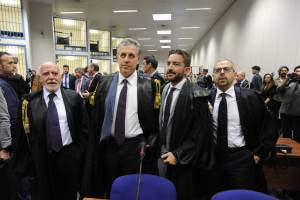 Stato-mafia, sentenza choc: tutti colpevoli tranne Mancino
