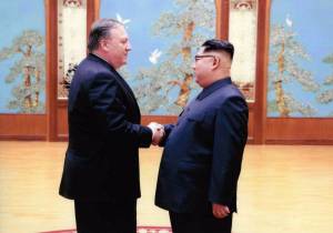 Corea, chi sono i tre americani liberati da Mike Pompeo