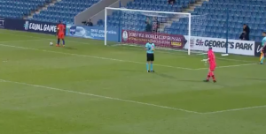 Europei Under 17, scena inedita: portiere espulso durante i rigori