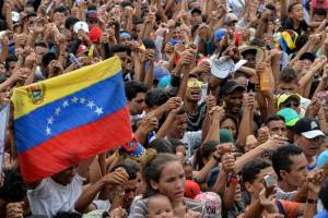 Venezuela sull’orlo della catastrofe: il Paese al voto tra crisi e proteste