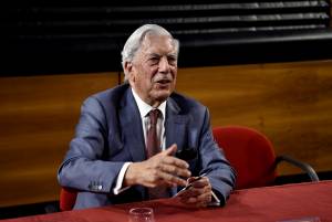 Mario Vargas Llosa all'Académie française: fine dello sciovinismo