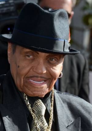 È morto Joe Jackson, il padre del "re del pop"