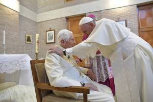 I nuovi cardinali di Bergoglio salutano Benedetto XVI