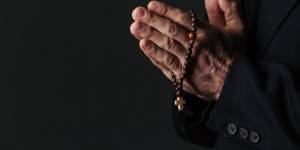 Bologna, il don nonno diventato prete a 71 anni