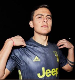 La Juventus toglie i veli: ecco la terza maglia ecosostenibile