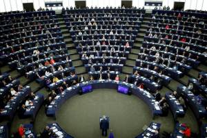 Sondaggio Europee: ai "populisti" il 17% dei seggi 