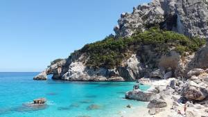 Souvenir di sabbia dalla Sardegna? Multa di più di 1000 euro