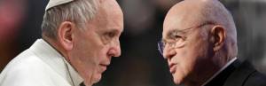 Vaticano, Viganò accusa il papa di chiamare pure collaboratori gay
