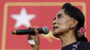 L'Onu attacca il leader premio Nobel Suu Kyi: "Doveva dimettersi"