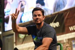 Mark Wahlberg pubblica la sua assurda giornata su Instagram