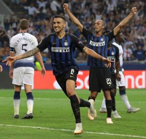 Champions, l'Inter batte il Tottenham in rimonta