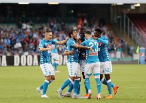 Il Napoli vince ancora: 2-0 al Sassuolo firmato Ounas-Insigne