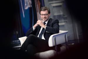 Banche, Giorgetti: "Il decreto per Carige? Forse problemi per Mps"