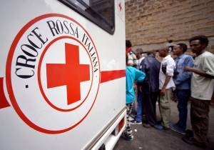 Udine, scambiano i fagioli per vermi. Scatta la protesta dei migranti