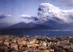 Il Vesuvio erutta? Firmato il piano per gli sfollati: tanti verso il Nord