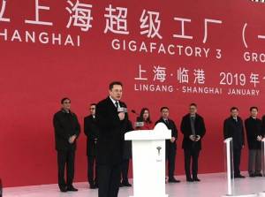 La Tesla sbarca in Cina. Musk: "Produrremo 500 mila auto l'anno"