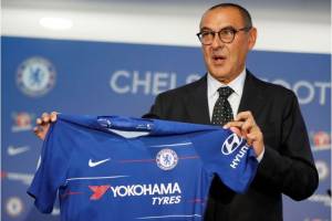 Sarri si avvicina alla Juventus: "Il richiamo di casa è molto forte"