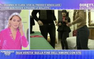 Irruzione in diretta per Barbara D’Urso: 90enne portata via di forza 