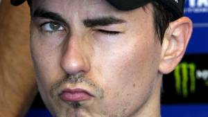 Jorge Lorenzo: Honda conferma la frattura allo scafoide