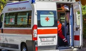 Bambina cade in palestra da sette metri di altezza