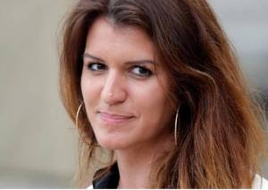 Francia, Schiappa paragona terroristi islamici e pro-life. Poi si scusa