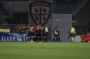 Tragedia alla Sardegna Arena: tifoso del Cagliari muore d'infarto