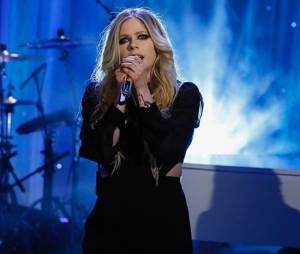 Avril Lavigne svela: "Il mio piano b? Avrei fatto la parrucchiera"