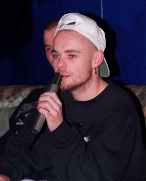 Brian Harvey, idolo anni '90, arrestato dopo video choc su YouTube