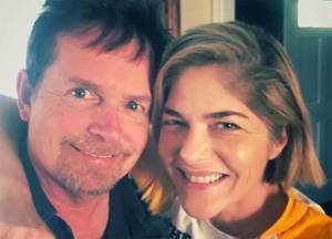 Un selfie per combattere la malattia. Michael J. Fox e Selma Blair commuovono