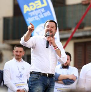 Salvini promette la Tav per conquistare il Piemonte