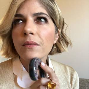 Per Selma Blair trasfusione di plasma dopo la diagnosi di sclerosi