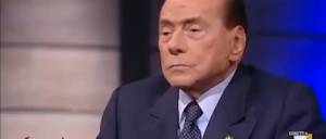 Berlusconi contro Floris: "Io non posso accettare che lei mi interrompa"