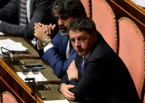 Renzi: "Istituzioni a rischio, se si va al voto è recessione"
