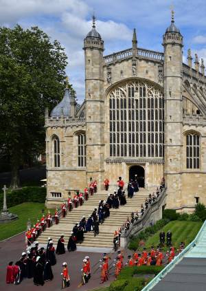 Tutti a corte da Elisabetta per celebrare Garter Day